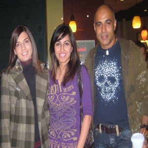 Mahnoor-Baloch-with-his-daughter-and-husband